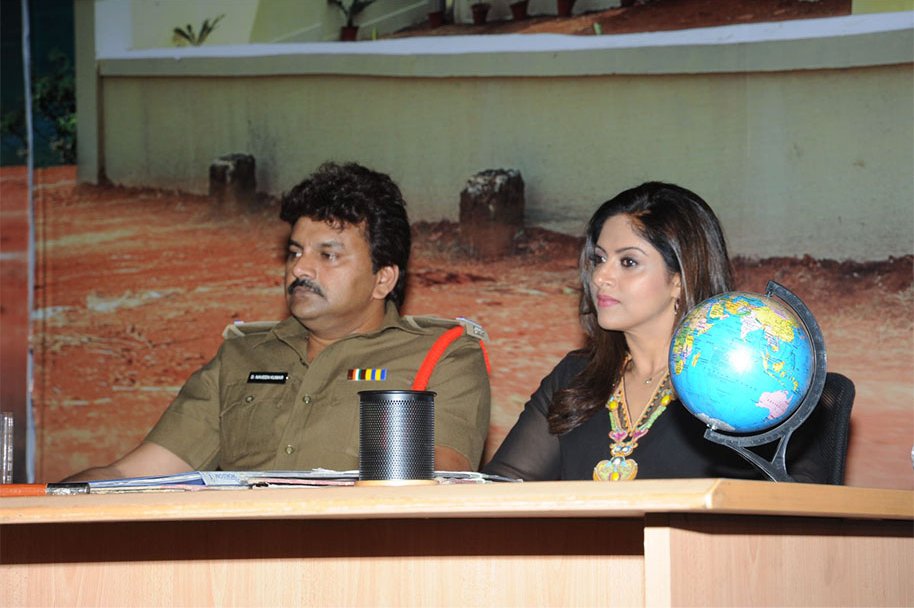 Drushyam-Press-meet
